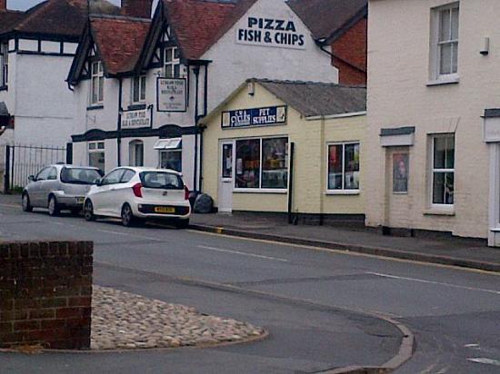 Ludlow Fishbar And Restaurant